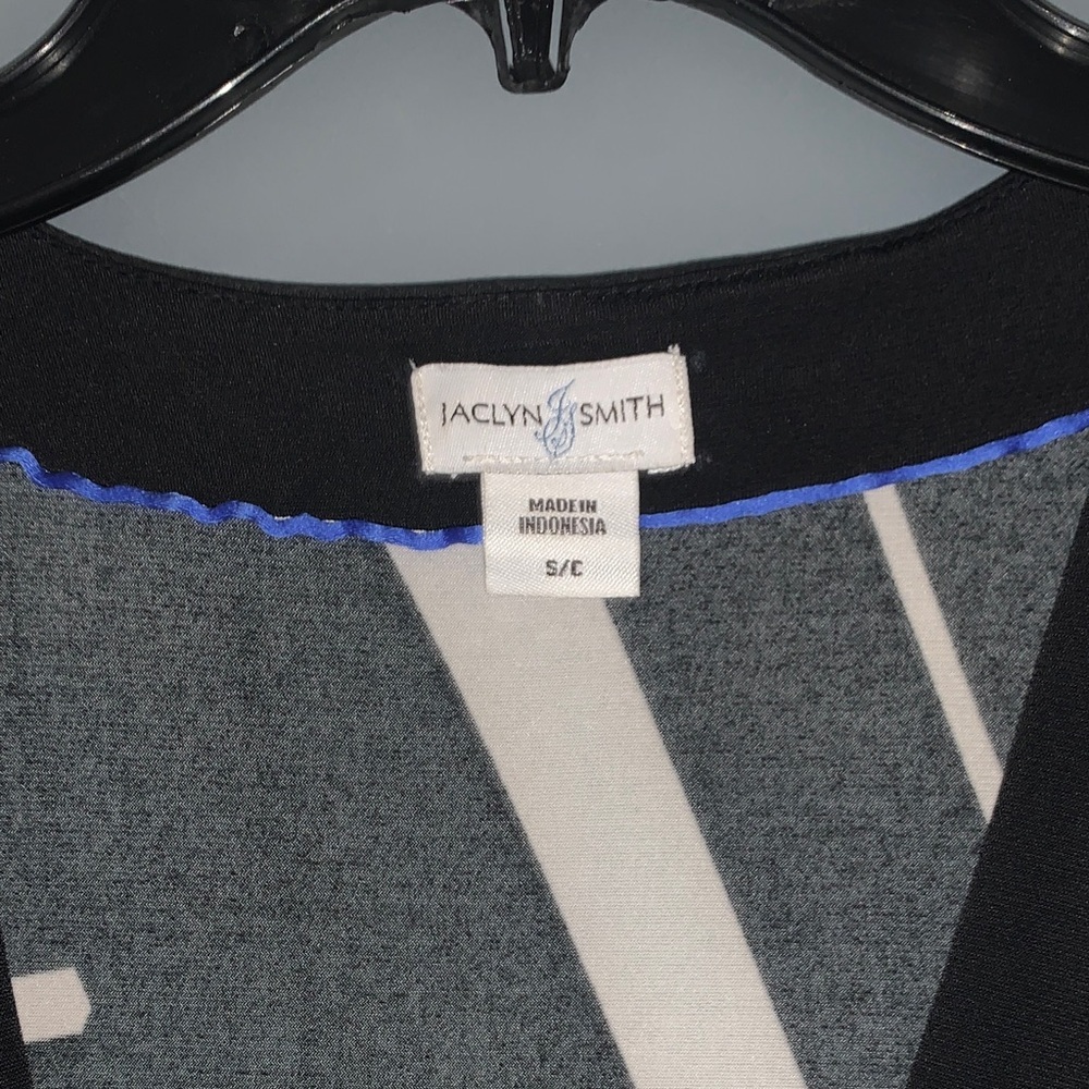 Jaclyn Smith Black and White Geometric Long Sleeve Dress - Picture 5 of 6